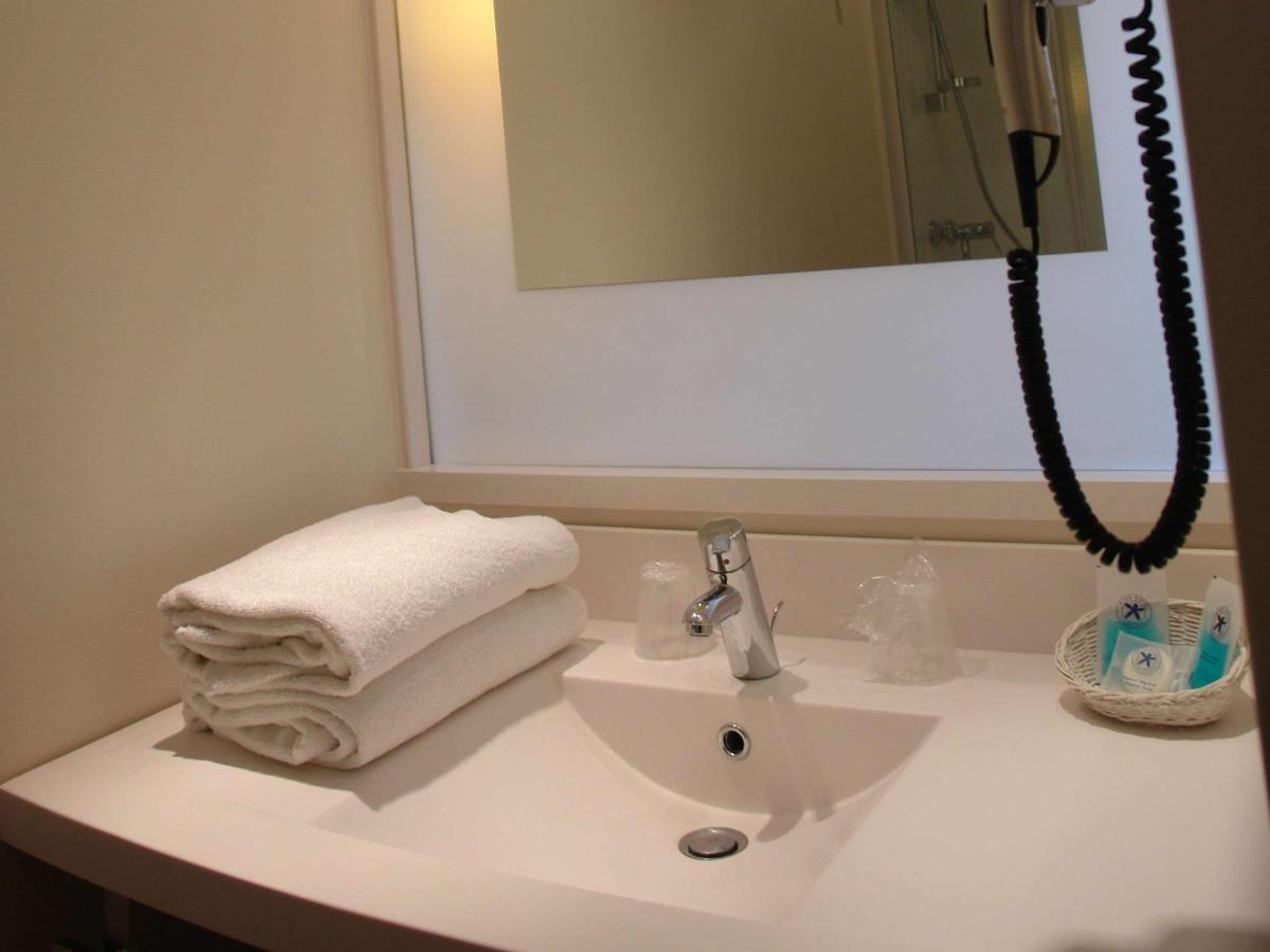 Ibis Styles Chinon Hotell Eksteriør bilde