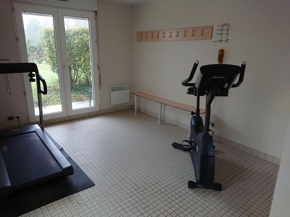 Ibis Styles Chinon Hotell Eksteriør bilde