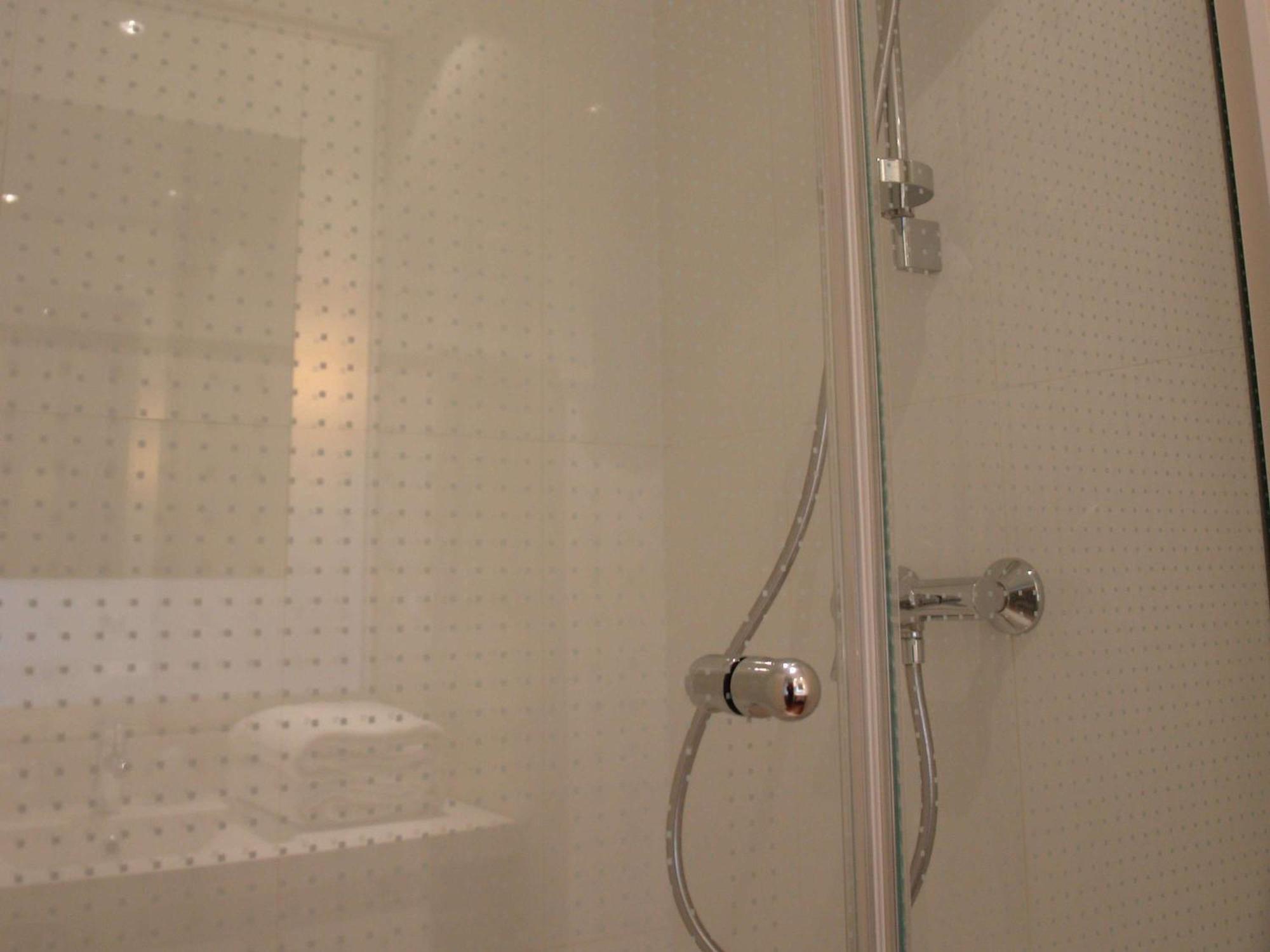 Ibis Styles Chinon Hotell Eksteriør bilde