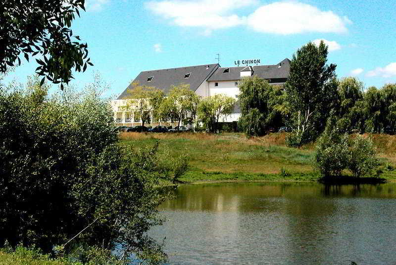 Ibis Styles Chinon Hotell Eksteriør bilde